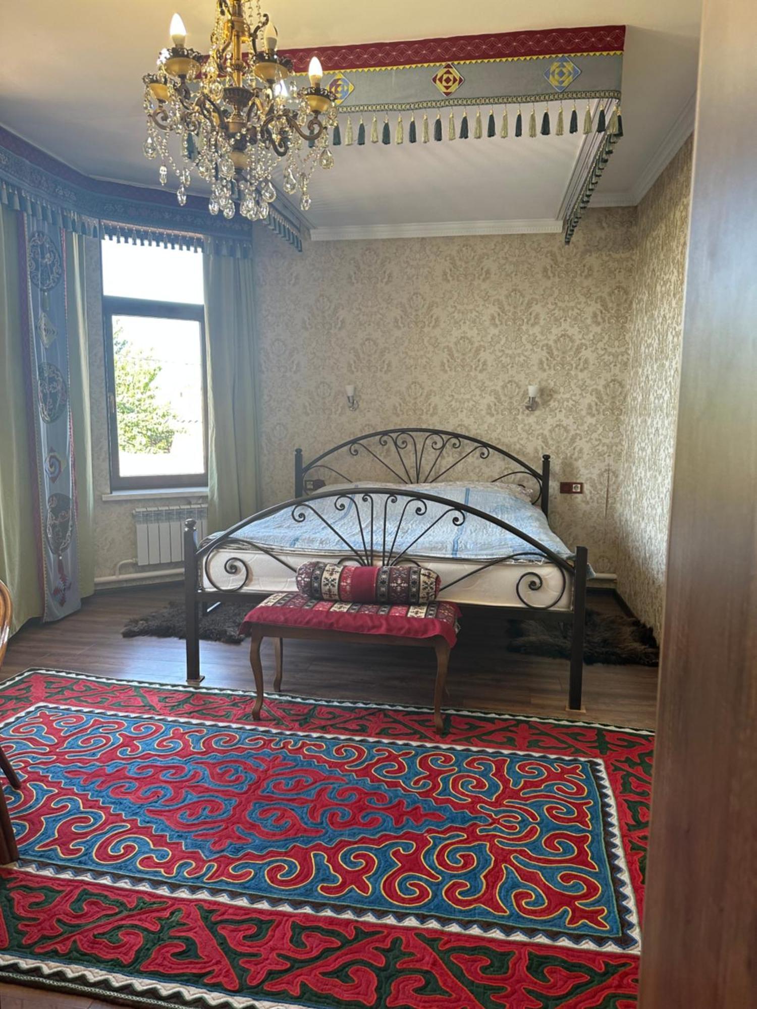 בישקק Kurak Homestay מראה חיצוני תמונה