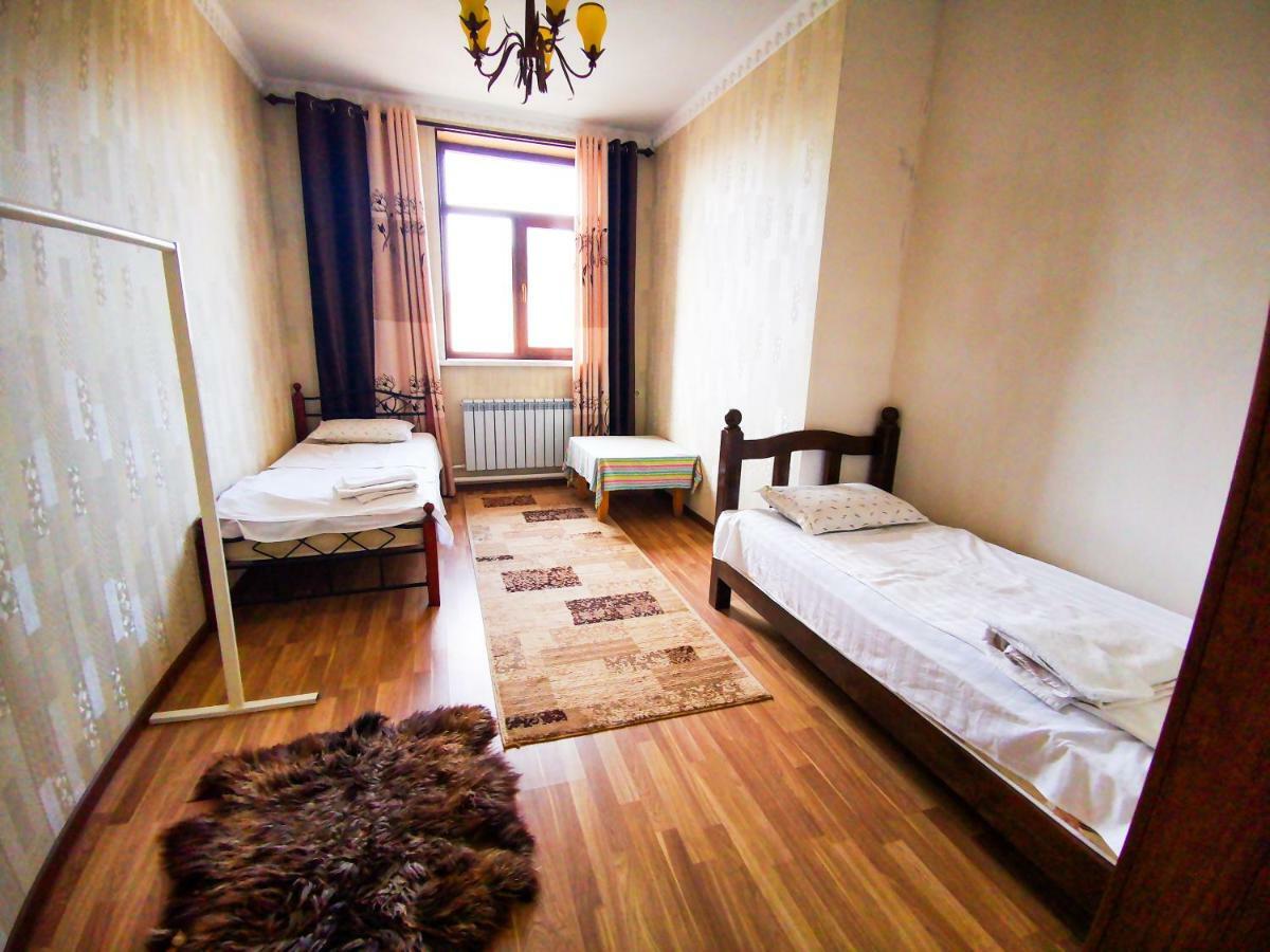 בישקק Kurak Homestay חדר תמונה