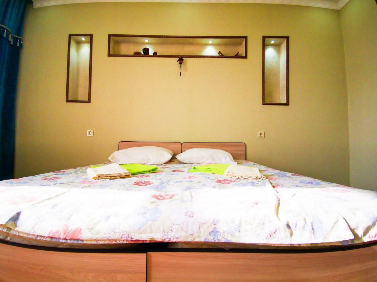 בישקק Kurak Homestay מראה חיצוני תמונה